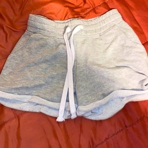 Grey Shorts In Women’s Small |